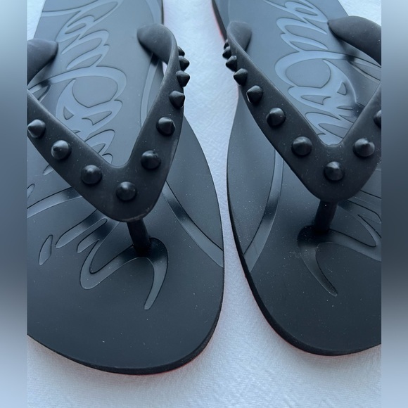 New Christian Louboutin Loubi Flip Flop in Black size 41 - Picture 2 of 12